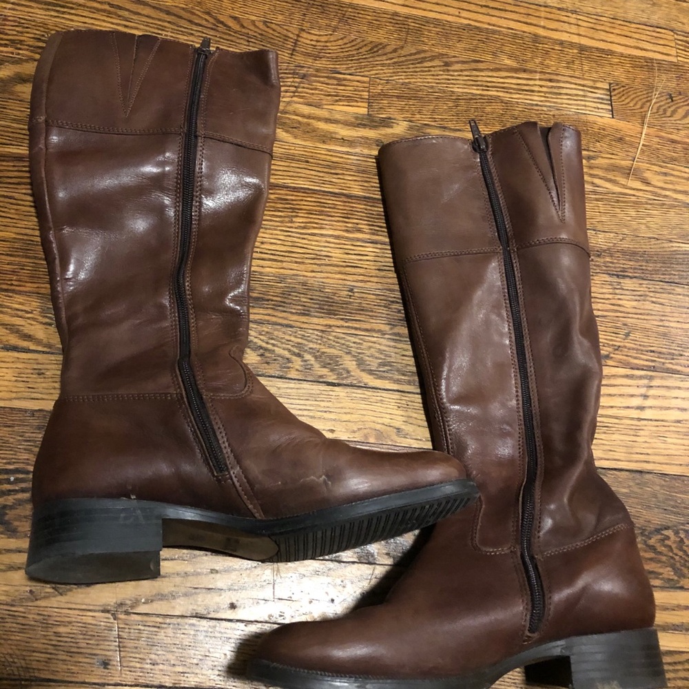 Leather boots